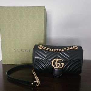Gucci Black Leather Shoulder Bag